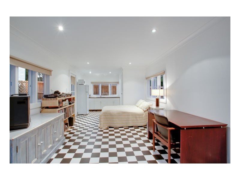 8 Tillock St, Thornleigh NSW 2120