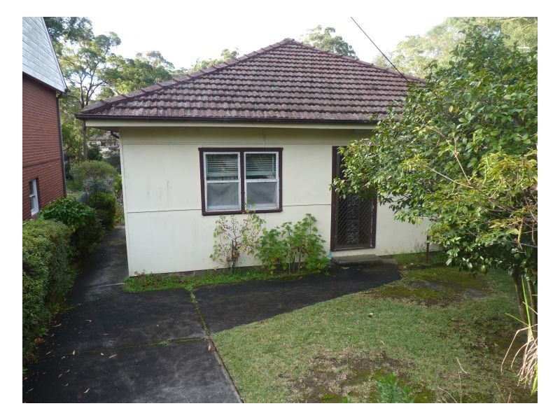 18 Sefton Rd, Thornleigh NSW 2120