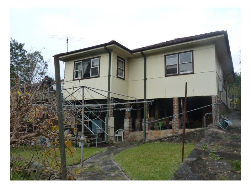 18 Sefton Rd, Thornleigh NSW 2120