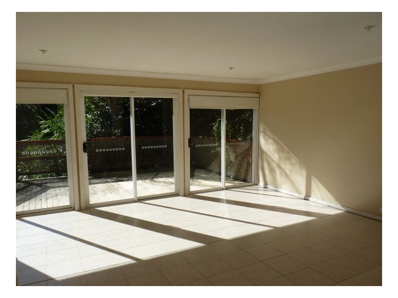 16 Trentino Road, Turramurra NSW 2074