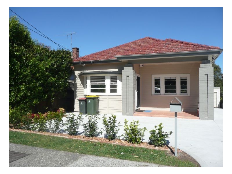12 Station St, Thornleigh NSW 2120