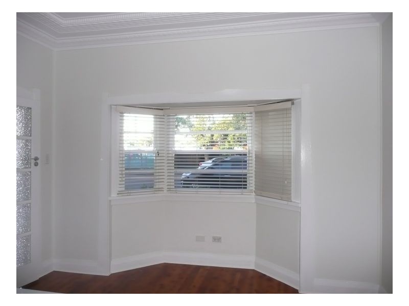 12 Station St, Thornleigh NSW 2120