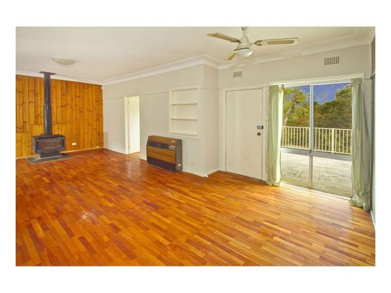 16 Woodcourt Rd, Berowra Heights NSW 2082