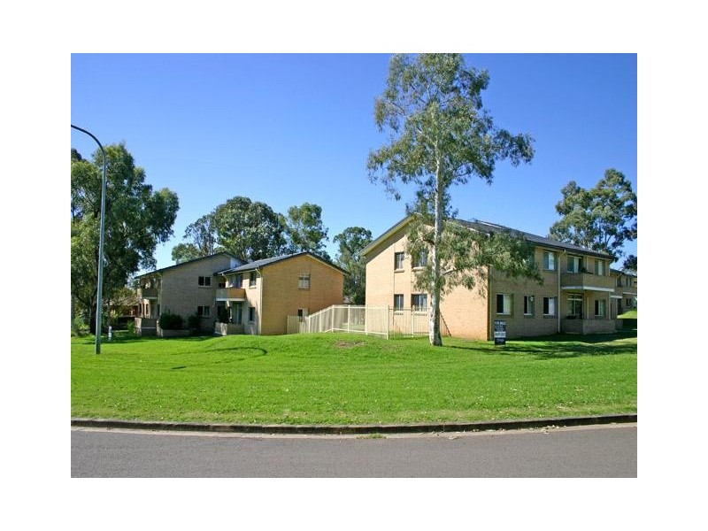 Ruse NSW 2560