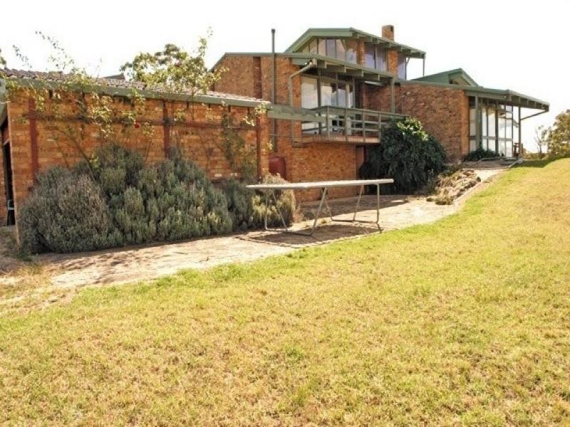 Finns Road, Menangle NSW 2568