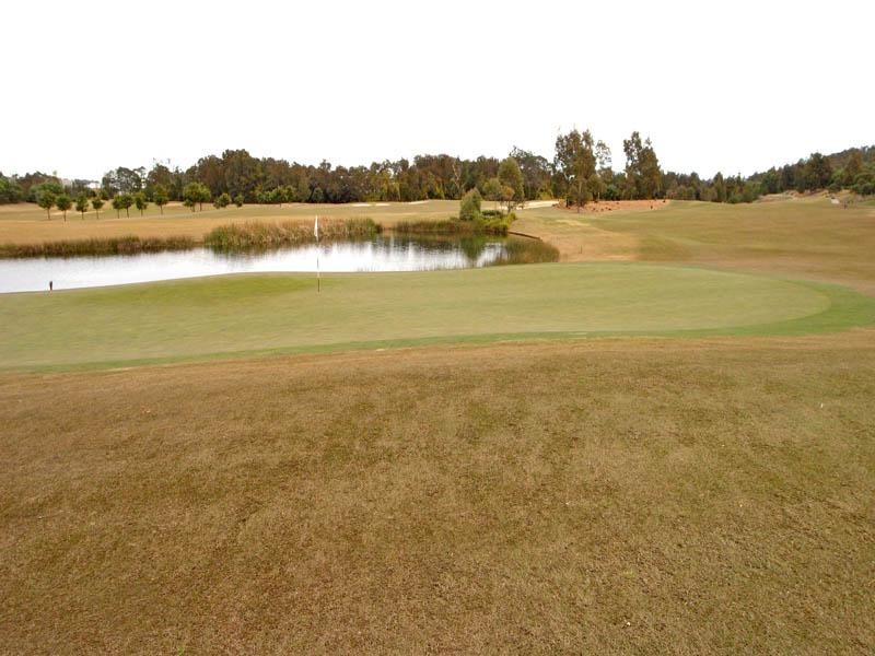 Macquarie Links NSW 2565