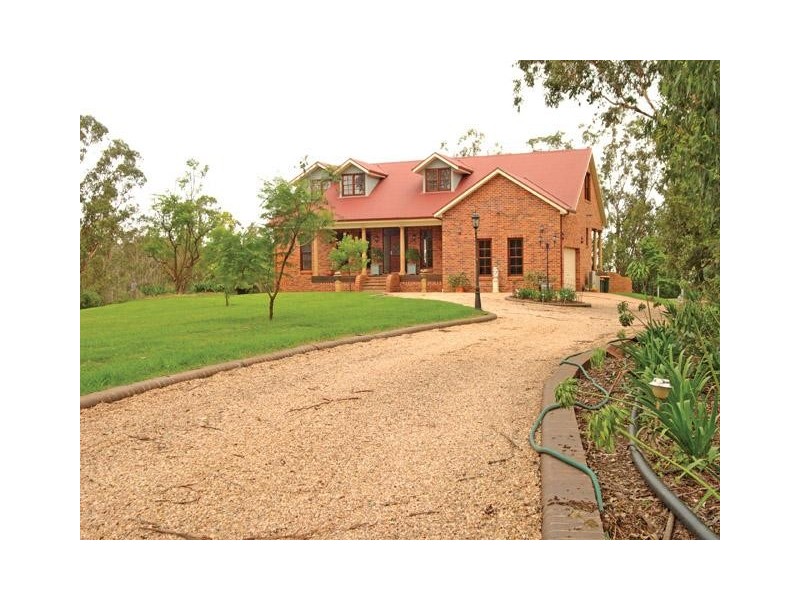 The Oaks NSW 2570
