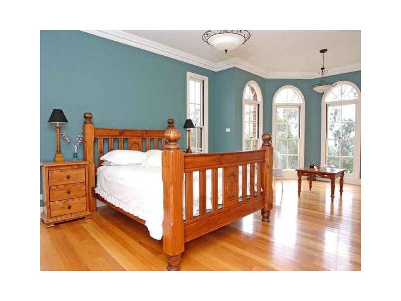 The Oaks NSW 2570