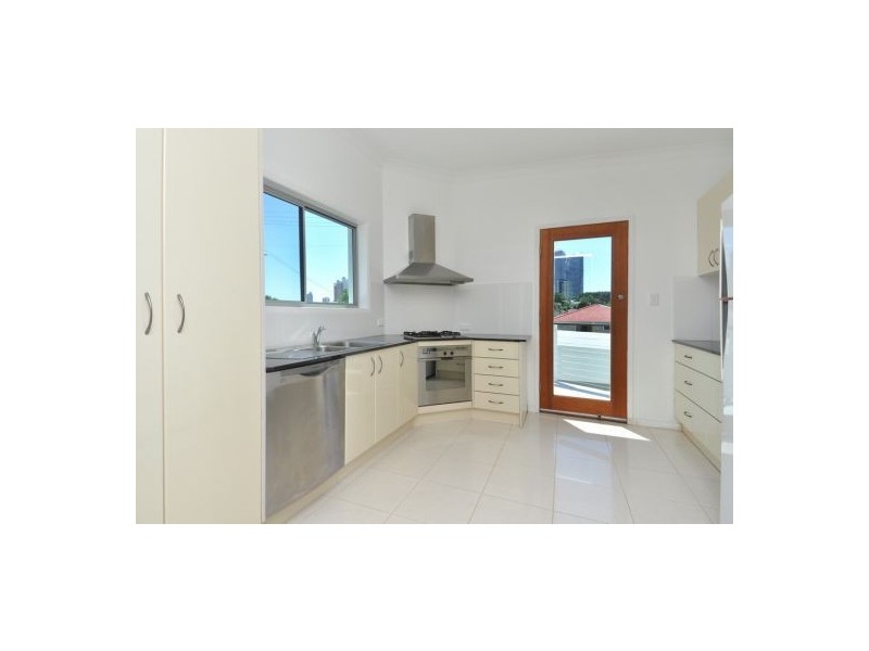 27 Sunshine Boulevard, Broadbeach Waters QLD 4218