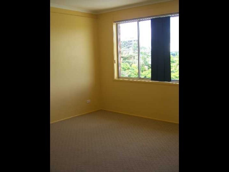 12/35 Second Avenue, Broadbeach QLD 4218