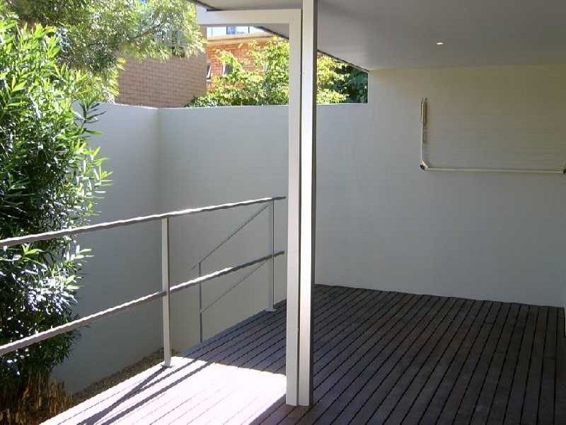 1/30 Peninsular Drive, Surfers Paradise QLD 4217