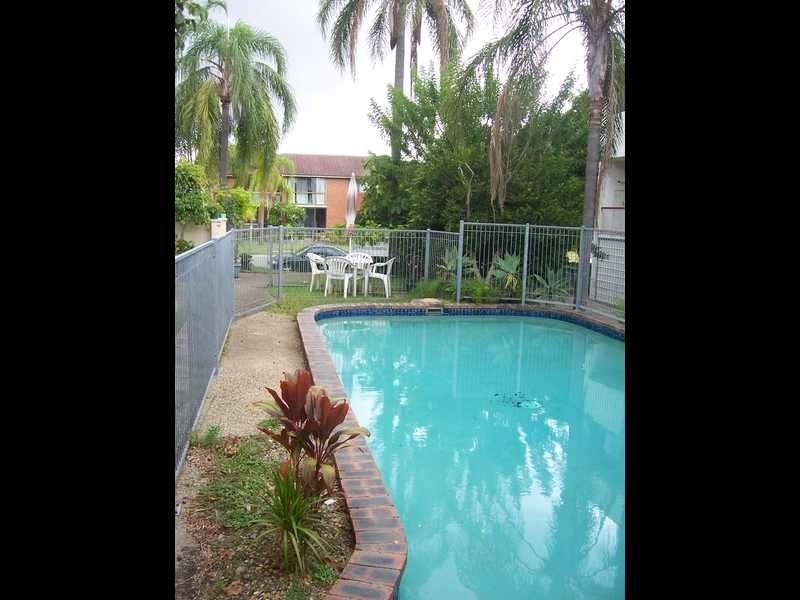 5/10 Duet Drive, Mermaid Waters QLD 4218