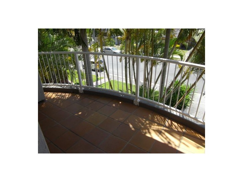 9/32 Willams Street, Mermaid Beach QLD 4218
