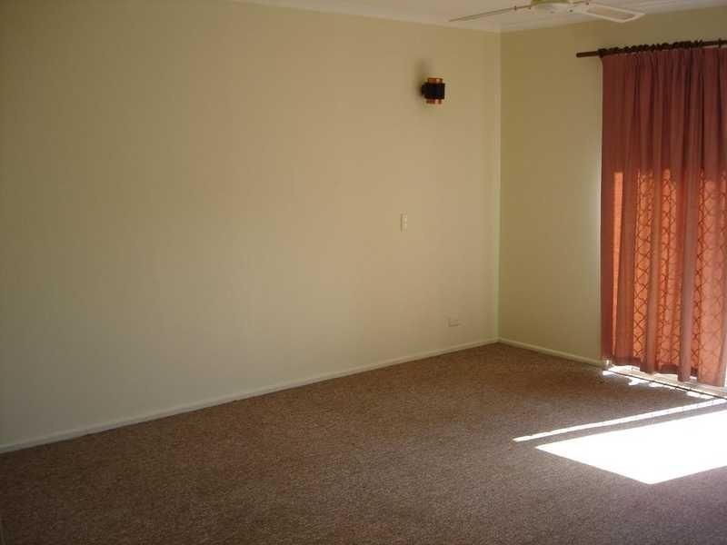 5/7 Surf Parade, Broadbeach QLD 4218