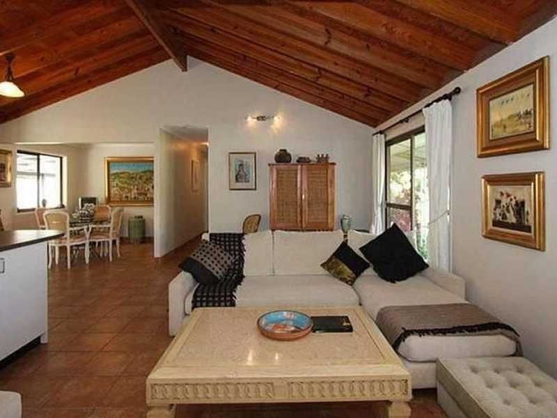 3 Launch Drive, Mermaid Waters QLD 4218