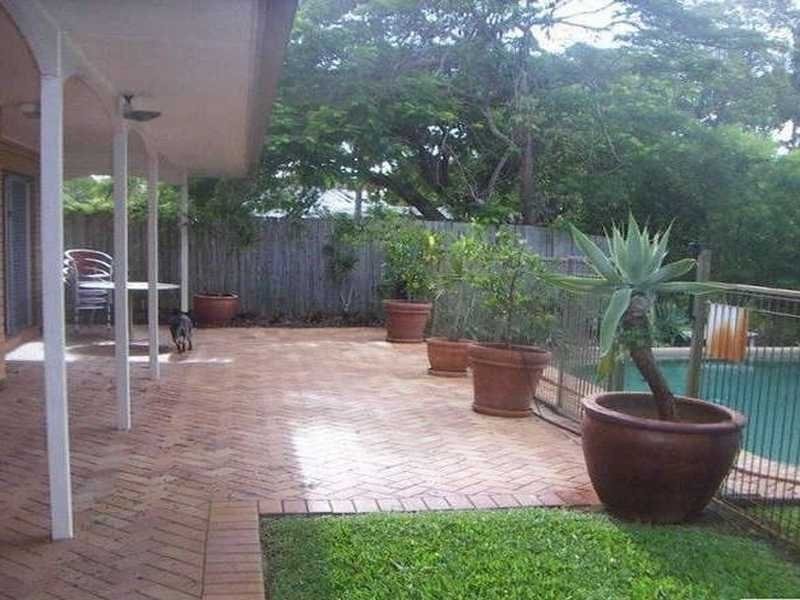 44 Savoy Drive, Broadbeach Waters QLD 4218