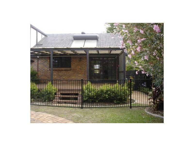 40 Fairsky Avenue, Mermaid Waters QLD 4218