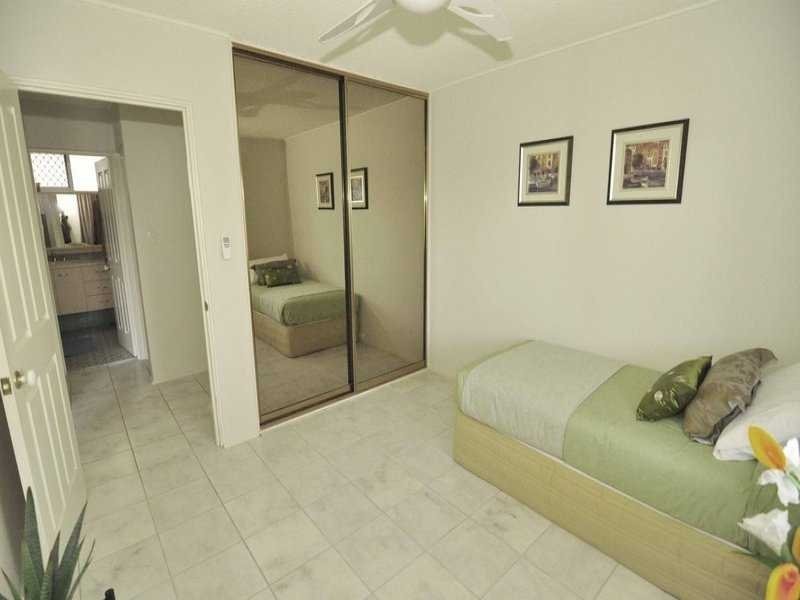 10/68 The Esplande, Burleigh Heads QLD 4220