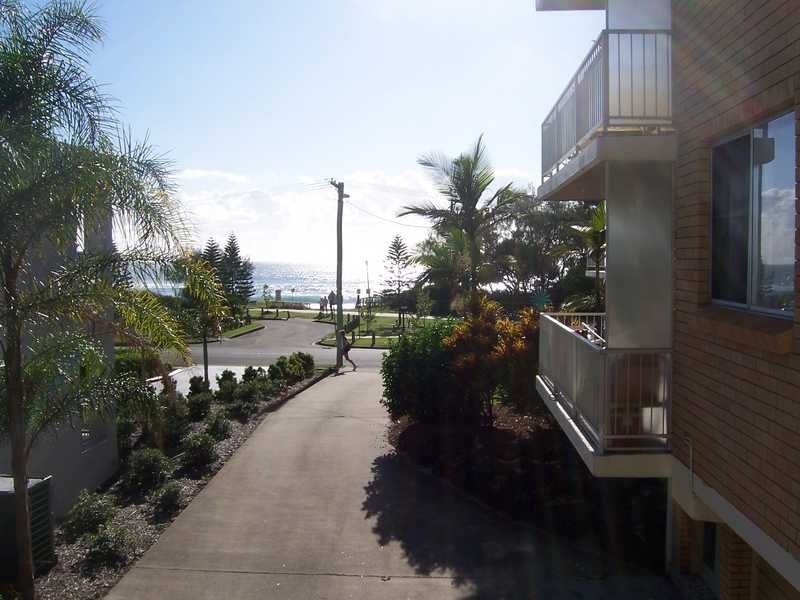 3/250 The Esplanade, Burleigh Heads QLD 4220