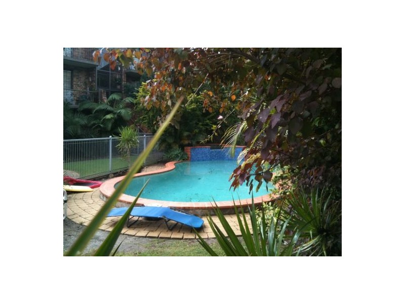 8/16 Duet Drive, Mermaid Waters QLD 4218