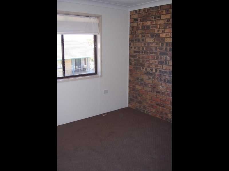 8/16 Duet Drive, Mermaid Waters QLD 4218