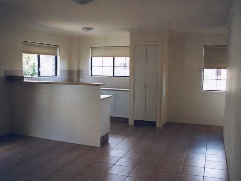 4/41 Karbunya Avenue, Mermaid Waters QLD 4218