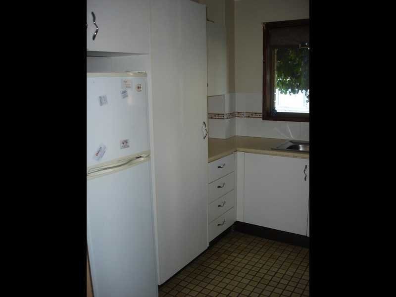 1/66 Surf Parade, Broadbeach QLD 4218