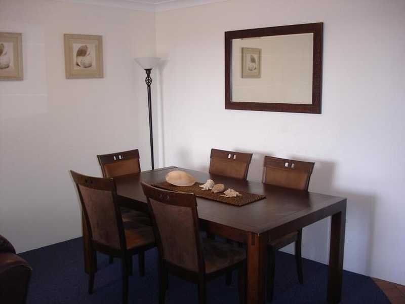 2D/50 Old Burleigh Road, Broadbeach QLD 4218