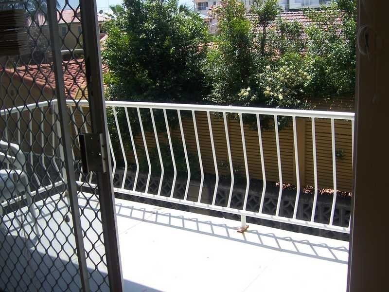 4/22 Alfred Street, Mermaid Beach QLD 4218