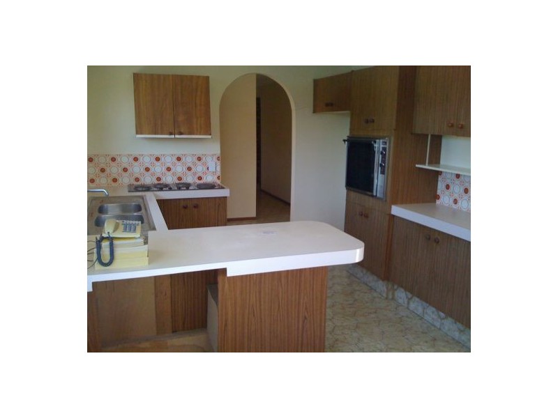 18 Helm Court, Mermaid Waters QLD 4218