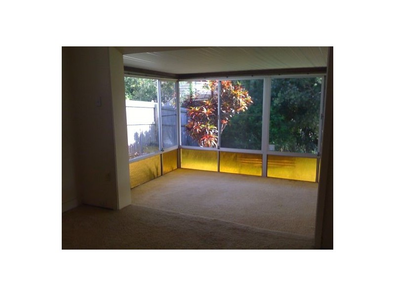 18 Helm Court, Mermaid Waters QLD 4218