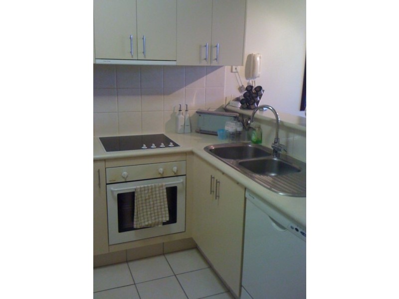 1023/2633 Gold Coast Highway, Broadbeach QLD 4218