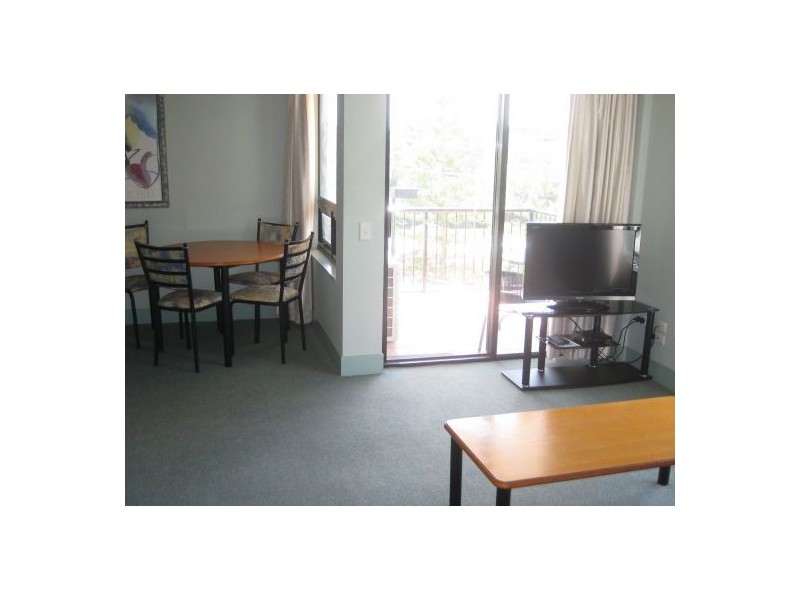 212/30 Surf Parade, Broadbeach QLD 4218