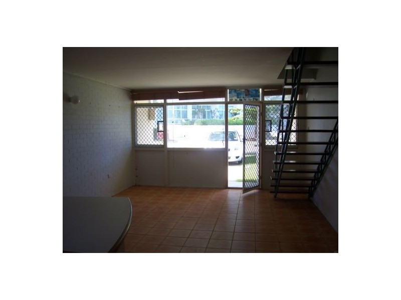 4/181 Old Burleigh Road, Broadbeach QLD 4218
