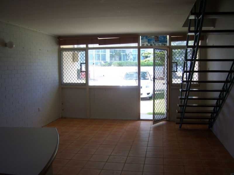 4/181 Old Burleigh Road, Broadbeach QLD 4218