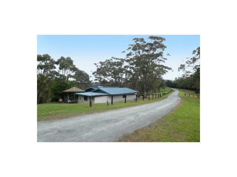 80 Magnetic Drive, Tamborine Mountain QLD 4272