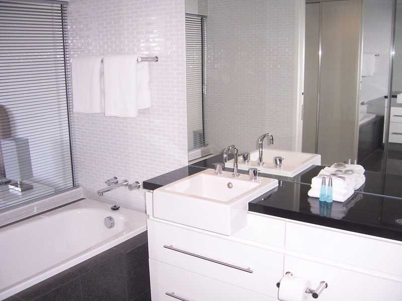 803/89 Surf Parade, Broadbeach QLD 4218