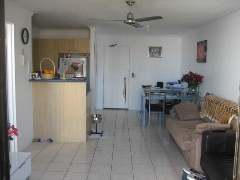 Unit 5/19 Fern Street, Surfers Paradise QLD 4217
