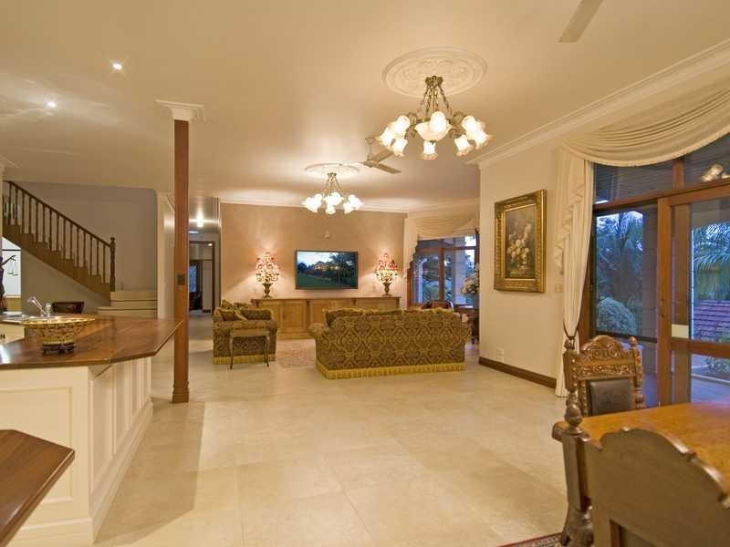 86 Aylesham Drive, Bonogin QLD 4213