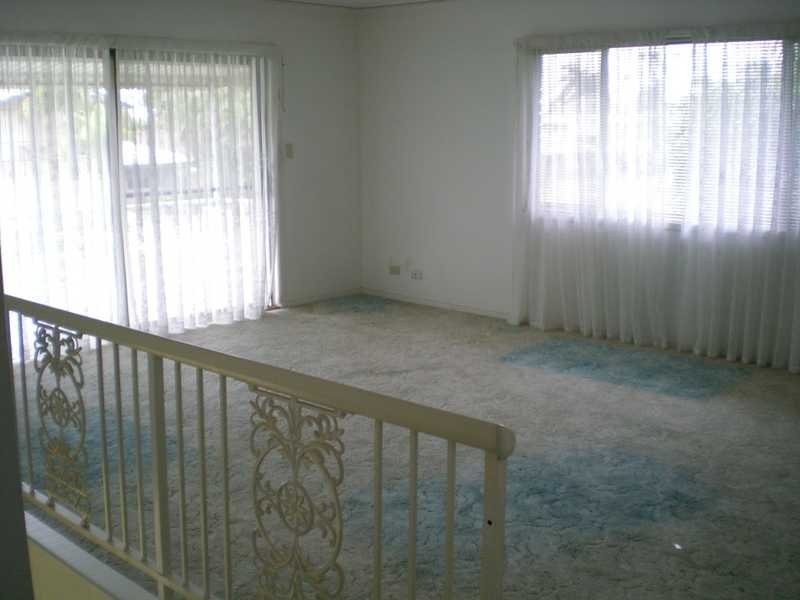 22 Runaway Bay Avenue, Runaway Bay QLD 4216