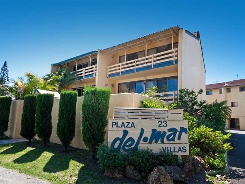 Unit 5/23 Hooker Boulevard, Broadbeach Waters QLD 4218