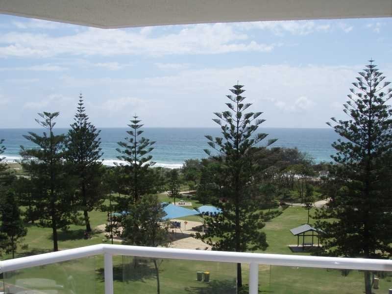 Apt 601/157 Old Burleigh Road, Broadbeach QLD 4218