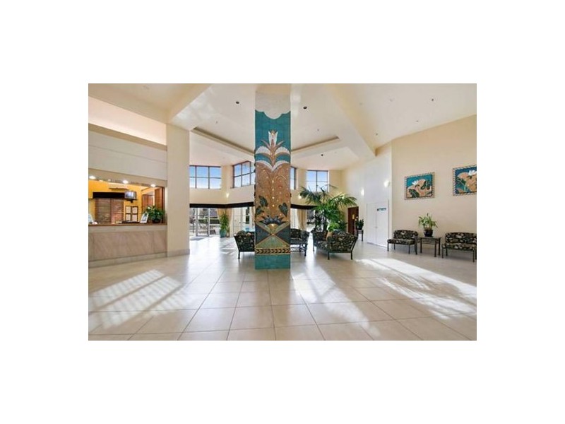 12/129 Surf Parade, Broadbeach QLD 4218