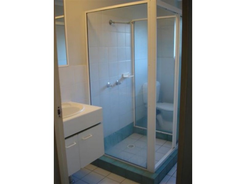 2/8 George Street, Broadbeach QLD 4218