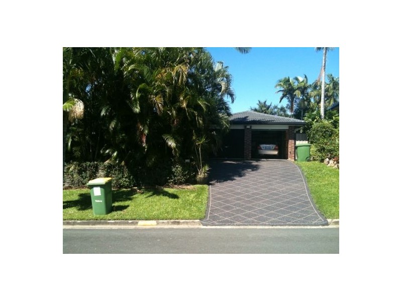 16 Kerria Court, Ashmore QLD 4214