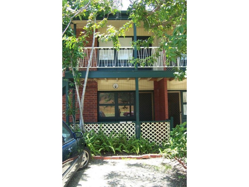 3/23 White Street, Southport QLD 4215