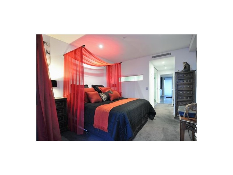 1001/89 Surf Parade, Broadbeach QLD 4218