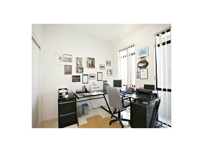 6 Fan Road, Robina QLD 4226