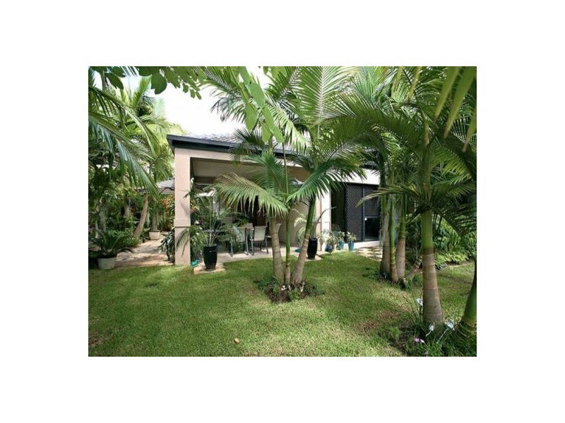 6 Fan Road, Robina QLD 4226