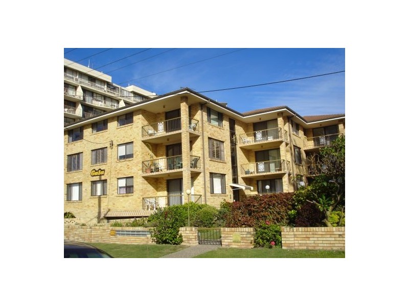 11/137  Old Burleigh Road, Broadbeach QLD 4218